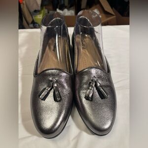 Trotters Metallic Tassel Loafers